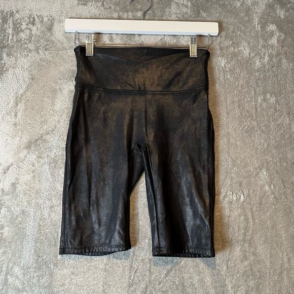 SPANX Pants - Spanx Faux Leather Bike Shorts Sz Small‎